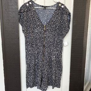 Forever 21 Women Plus 1X Romper Blue Hearts NEW